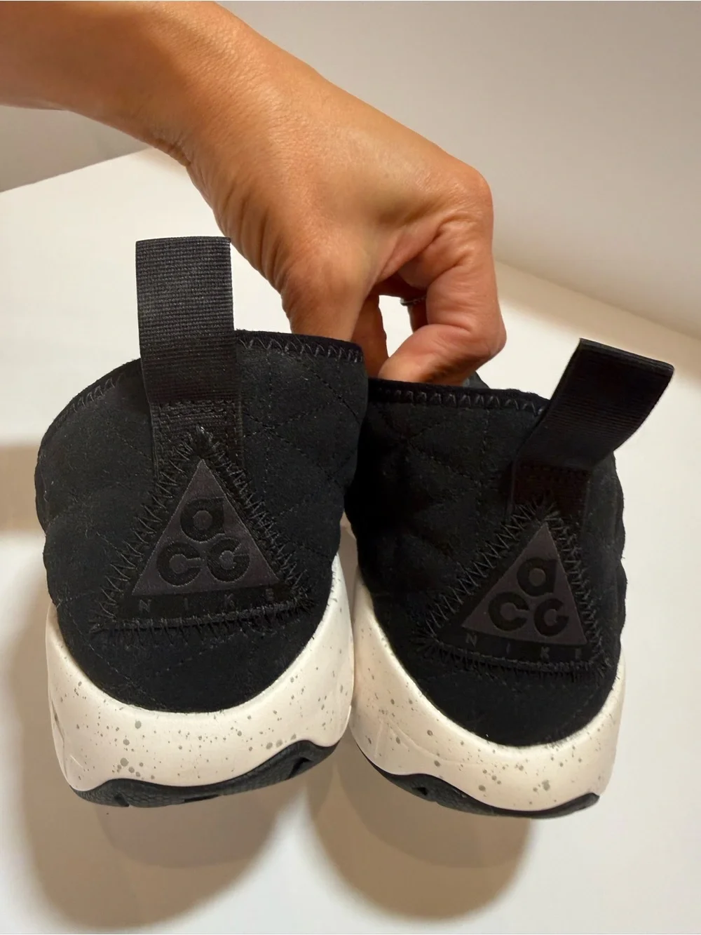 Nike ACG Moc 3.0 Black Slip-On Quilted Athletic Shoe Comfortable Everyday Wear